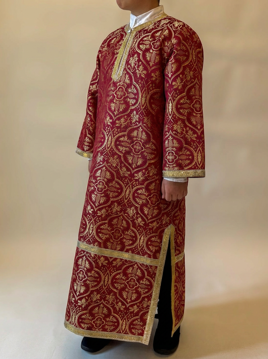 Vesmant Rosu cu Galon Auriu (vita-de-vie)